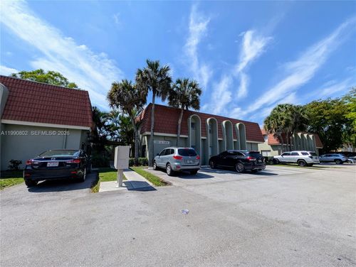 11394-11394 Royal Palm Blvd, Coral Springs, FL, 33065-6916 | Card Image