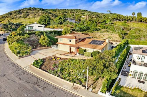 2420 Delisle Court, Glendale, CA, 91208 | Card Image