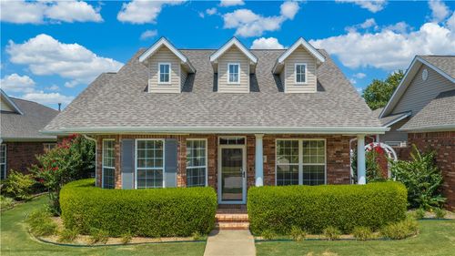 6872 Young Farm Ave, Springdale, AR, 72762-6089 | Card Image