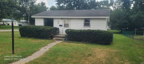 832 E Sherman St, Marion, IN, 46952-2926 | Card Image