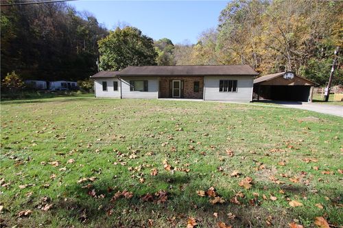 194 Houston Run Rd, Finleyville, PA, 15332-3028 | Card Image