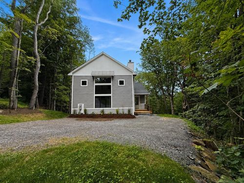 47 West Rd, Wilmington, VT, 05363 | Card Image