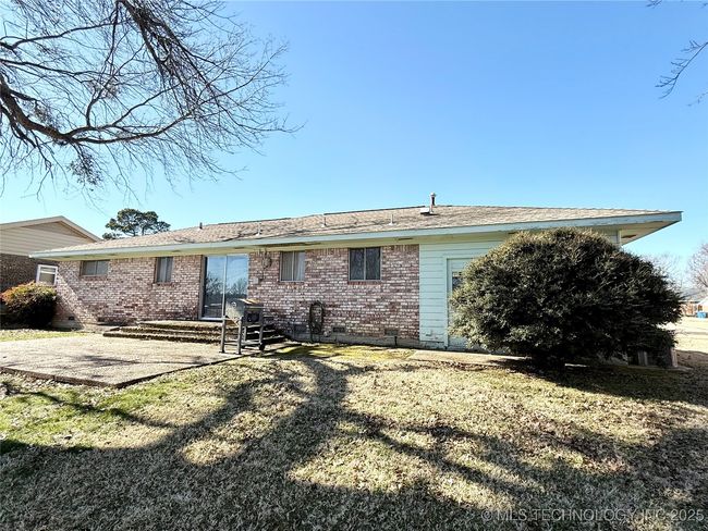 1712 Louise Dr, House other with 2 bedrooms, 2 bathrooms and null parking in McAlester OK | Image 20