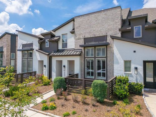 16647 Texas Hill Country Rd, Cypress, TX, 77433-7249 | Card Image