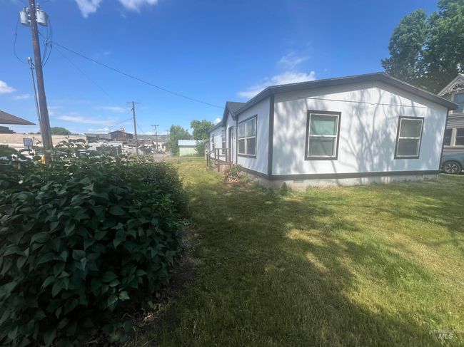 102 N Fairfield St, House other with 3 bedrooms, 2 bathrooms and null parking in Council ID | Image 8