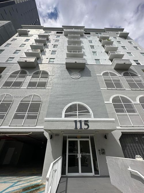 apt-605-115 Sw 11th St, Miami, FL, 33130-2947 | Card Image