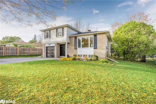 20 Jamieson Dr, Rosemont, ON, L0N1R0 | Card Image