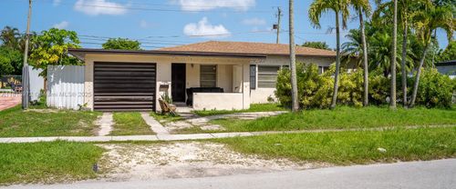 14321 Boggs Dr, Miami, FL, 33176-6426 | Card Image