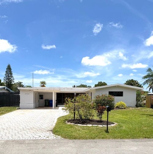 2536 Gulfstream Ln, Fort Lauderdale, FL, 33312-4704 | Card Image