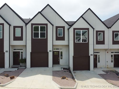 3416 Redbud Ln, Tulsa, OK, 74132-2902 | Card Image