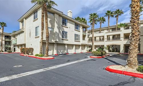 304-7151 S Durango Dr, Las Vegas, NV, 89113-2030 | Card Image