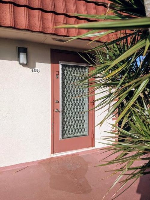 135 Seville E, Delray Beach, FL, 33446-2127 | Card Image