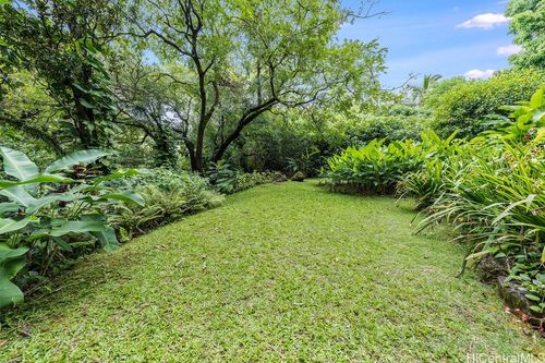3234 Pelekane Dr, Honolulu, HI, 96817-5210 | Card Image