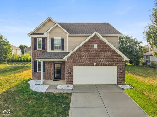 1760 Cumbria Dr, Avon, IN, 46123-5319 | Card Image