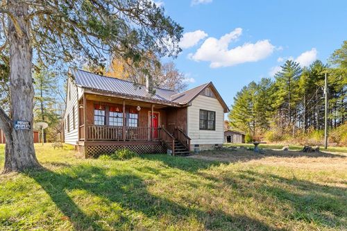 1057 Paul Pry Trl, Halifax, VA, 24558-2951 | Card Image