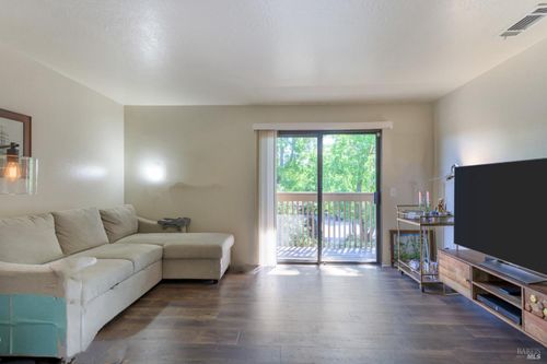 apt-6-2398 Walters Way, Concord, CA, 94520-3663 | Card Image
