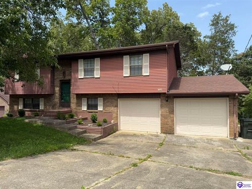 105 Candy Ct, Radcliff, KY, 40160-1987 | Card Image