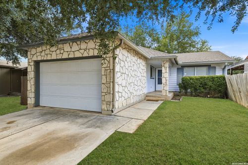 9982 Misty Plain Dr, San Antonio, TX, 78245-3028 | Card Image