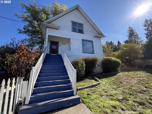 503 Se Chadwick St, Roseburg, OR, 97470-3928 | Card Image