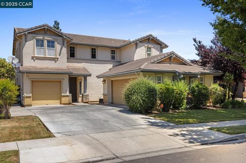 1117 Van Gogh Ln, Patterson, CA, 95363-8317 | Card Image