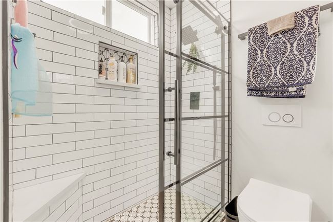 APT-5 - 534 E Hazel St, Townhouse with 2 bedrooms, 3 bathrooms and 2 parking in Inglewood CA | Image 20