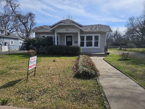 217 W Heard Street, Cleburne, TX, 76033 | Card Image