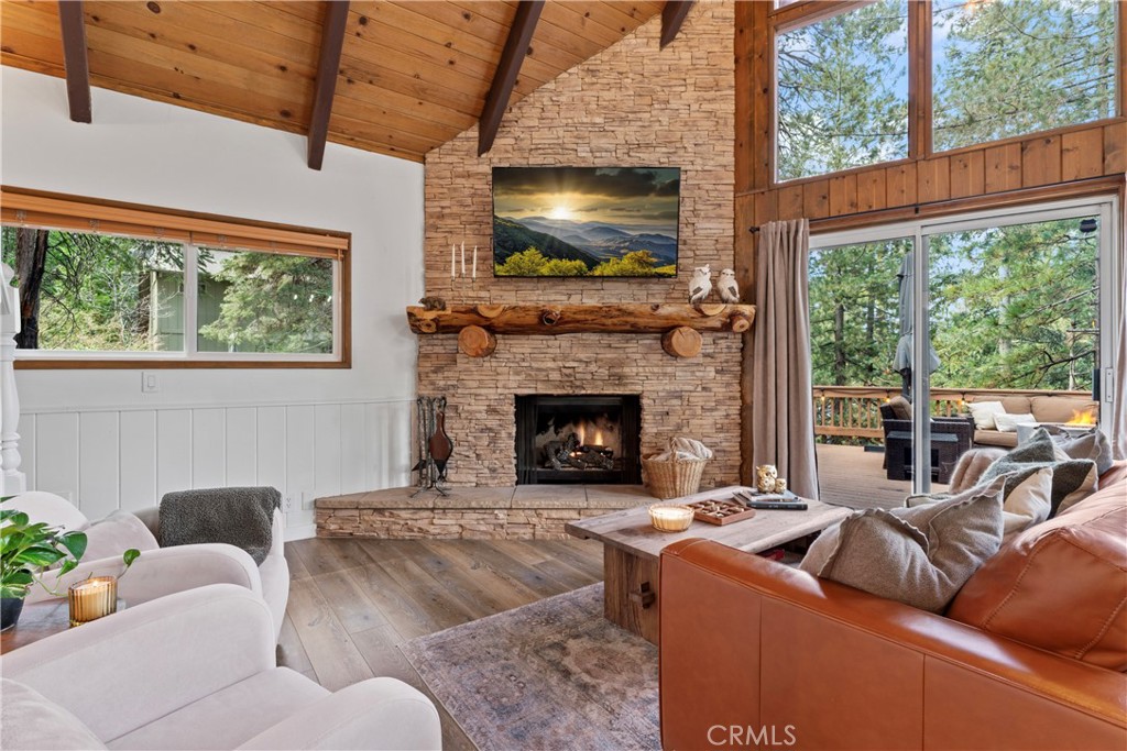 Residential in Lake Arrowhead 4