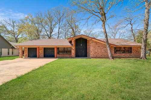 830 39th St Se, Paris, TX, 75462-8636 | Card Image