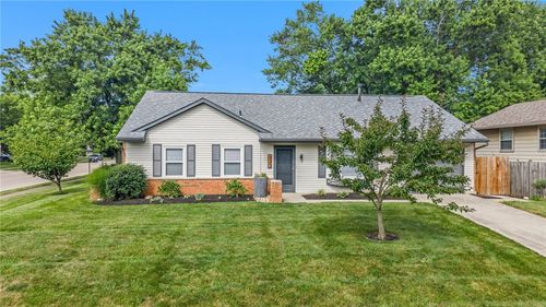 405 Evergreen Dr, Springboro, OH, 45066-9766 | Card Image
