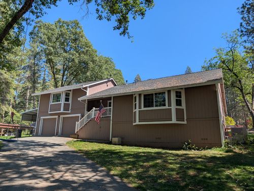 10388 Kenwood Dr, Grass Valley, CA, 95949-7512 | Card Image