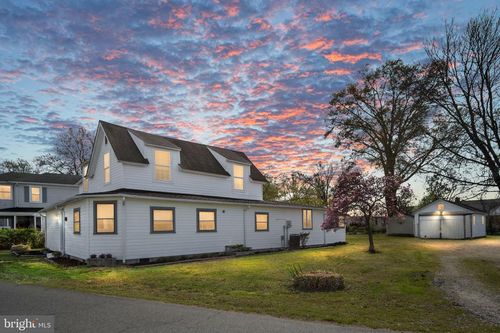 319 Marshall Ave, COLONIAL BEACH, VA, 22443-2518 | Card Image