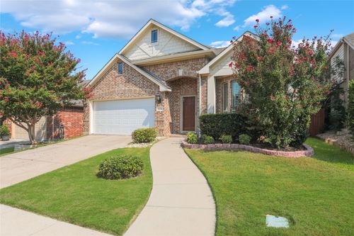 9304 Caliente Dr, McKinney, TX, 75072-8842 | Card Image