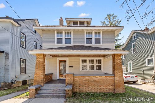 1124 Sibley St, Grand Rapids, MI, 49504-5460 | Card Image