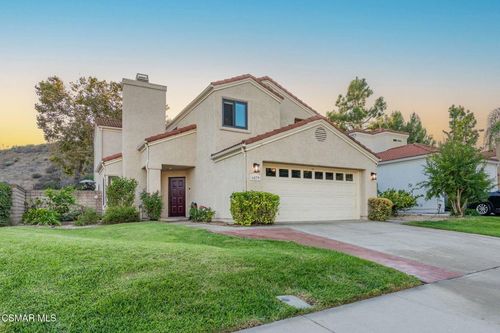6879 Pecan Ave, Moorpark, CA, 93021-1662 | Card Image