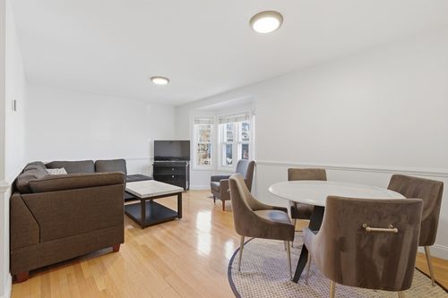 a1-281 W 2nd St, Boston, MA, 02127-1252 | Card Image