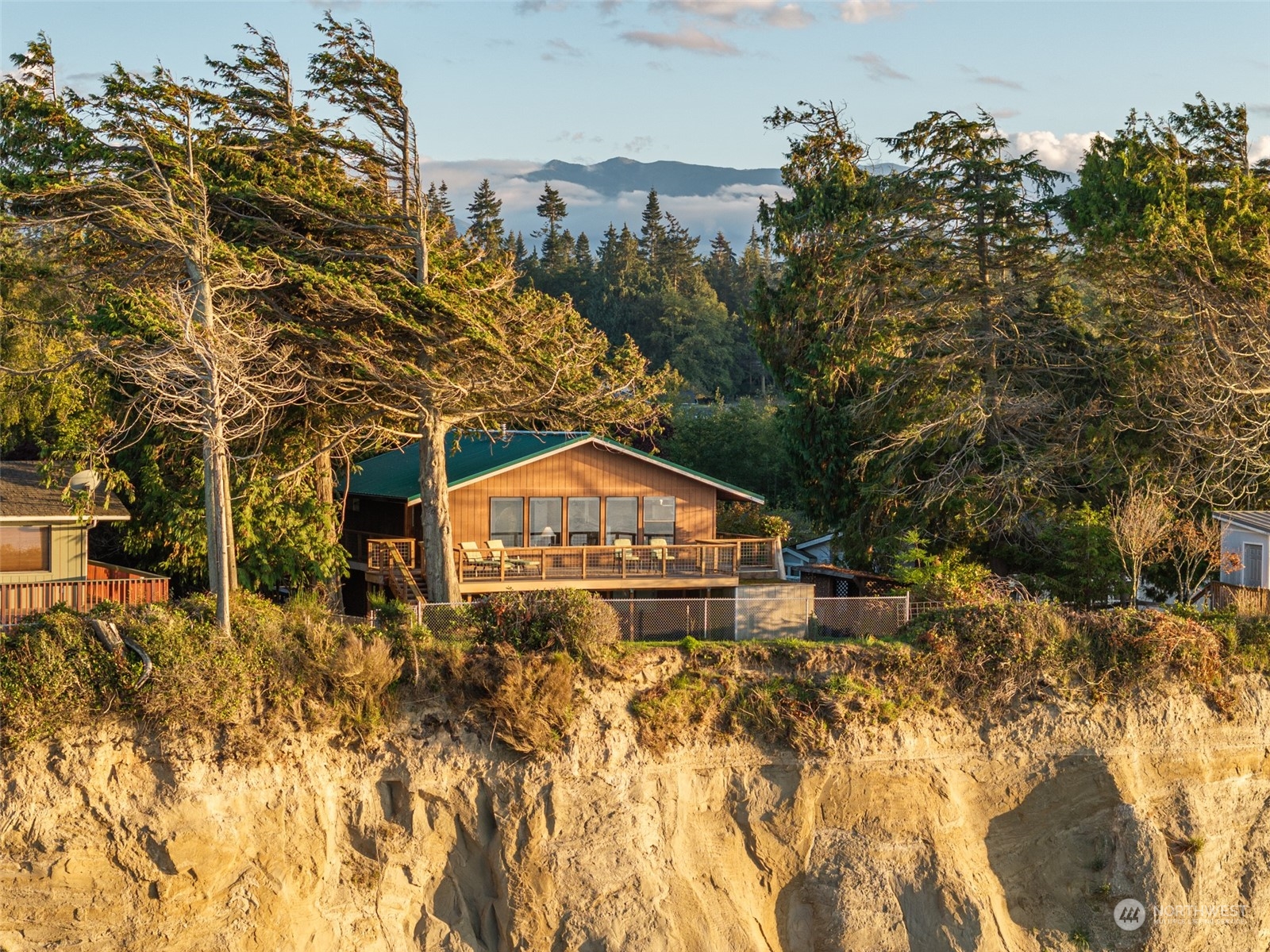 Bluff Dr, Port Angeles, WA 98362