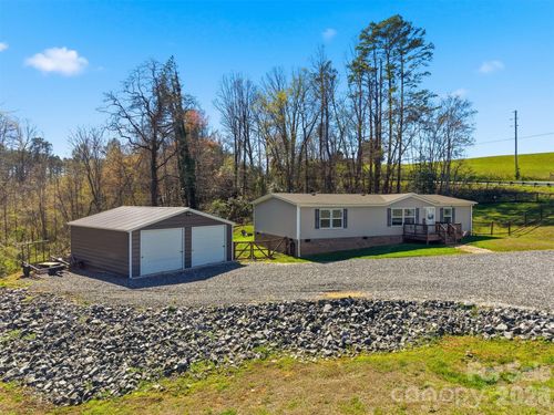 4660 Rink Dam Rd, Taylorsville, NC, 28681-3913 | Card Image