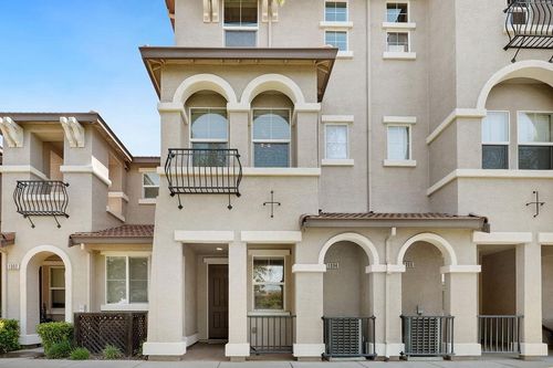 1004 Hudson Cir, Lincoln, CA, 95648-7504 | Card Image