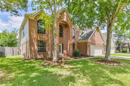 3304 Autumn Forest Dr, Pearland, TX, 77584-7109 | Card Image