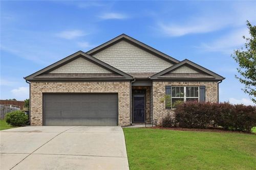 8482 Glenview St, Douglasville, GA, 30134-5639 | Card Image
