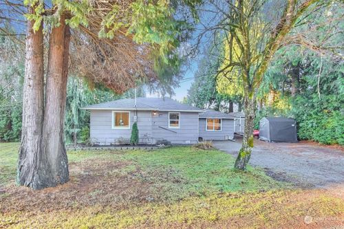 908 S Machias Road, Machias, WA, 98290 | Card Image