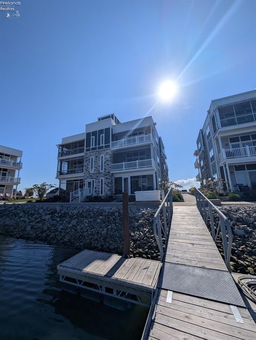 1132-2735 S Harbor Bay Dr, Marblehead, OH, 43440-9119 | Card Image