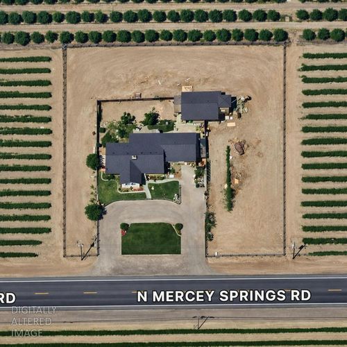 13527 N Mercey Springs Rd, Los Banos, CA, 93635 | Card Image