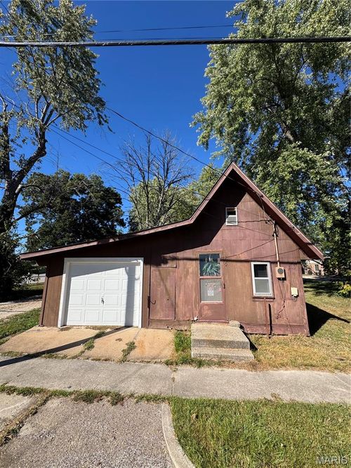 300 W Third St, Belle, MO, 65013 | Card Image