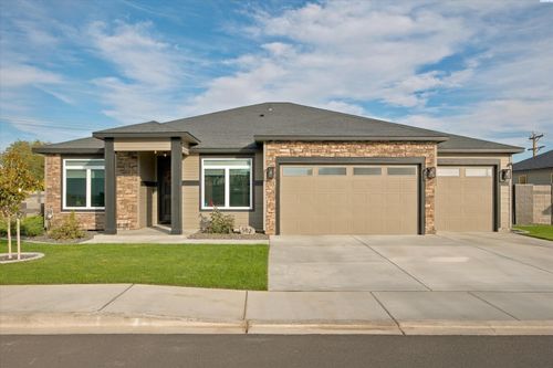 502 Tatoosh Ave, West Richland, WA, 99353 | Card Image