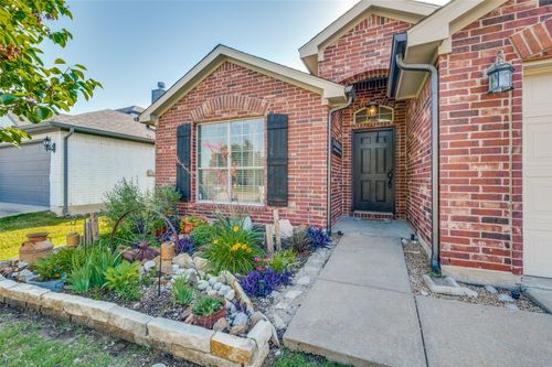 2828 Watercress Dr, Little Elm, TX, 75068-7818 | Card Image