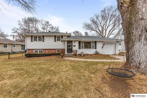 3606 Westgate Rd, Omaha, NE, 68124-4041 | Card Image