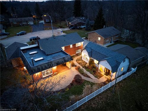 {{alt}} | Card Image