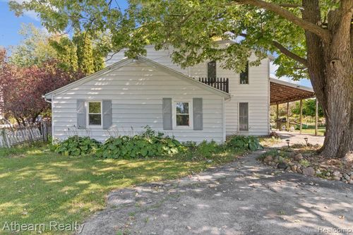 3375 Seymour Rd, Swartz Creek, MI, 48473-9746 | Card Image