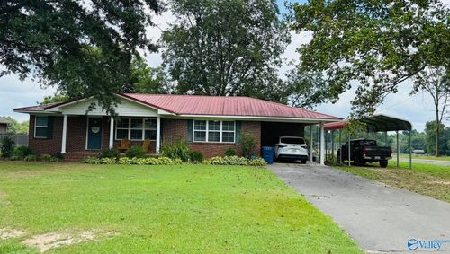 472 Mcville Rd, Boaz, AL, 35957-1736 | Card Image